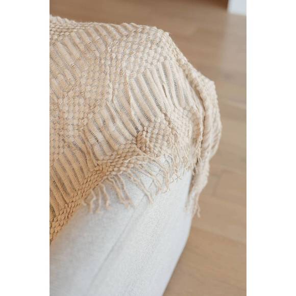 NEW CUDDLE CULTURE graham blanket single cuddle size in beige - Picture 3 of 3